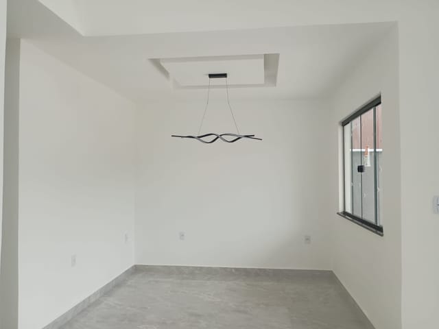 Casa com 300m² 3 quartos e 2 banheiros, à venda, no bairro Jardim Atlântico Oeste (Itaipuaçu) em Maricá