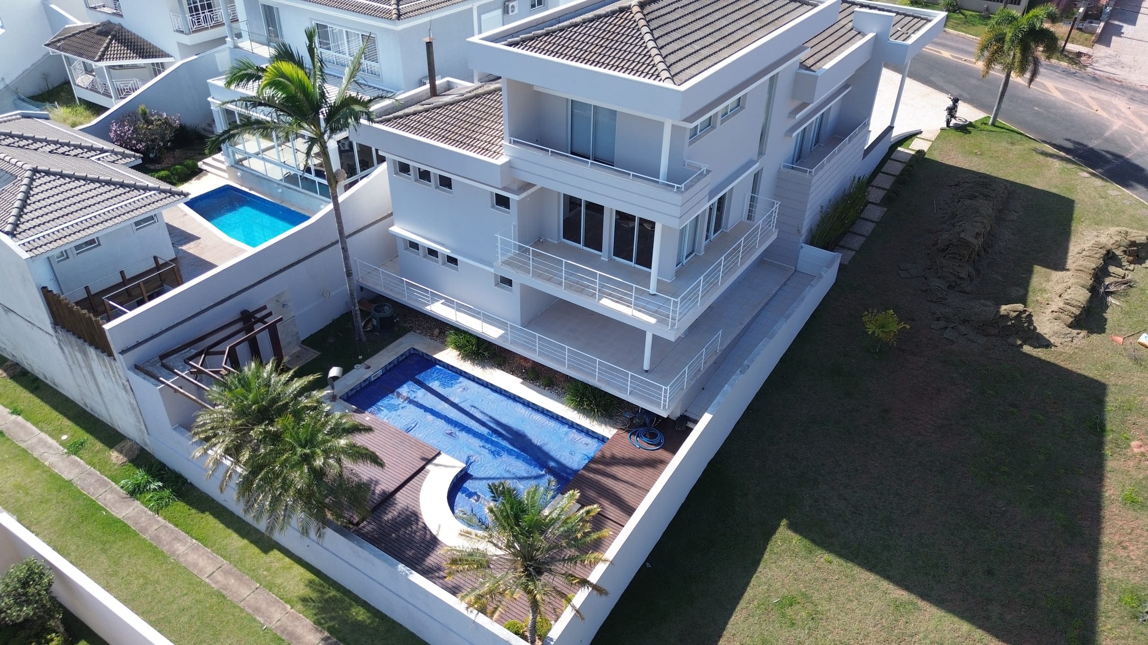 Casa à Venda e Locação | Bragança Paulista