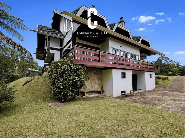 Casa com 2560m² 7 quartos e 8 banheiros, à venda, no bairro Vila Matilde em Campos Do Jordão