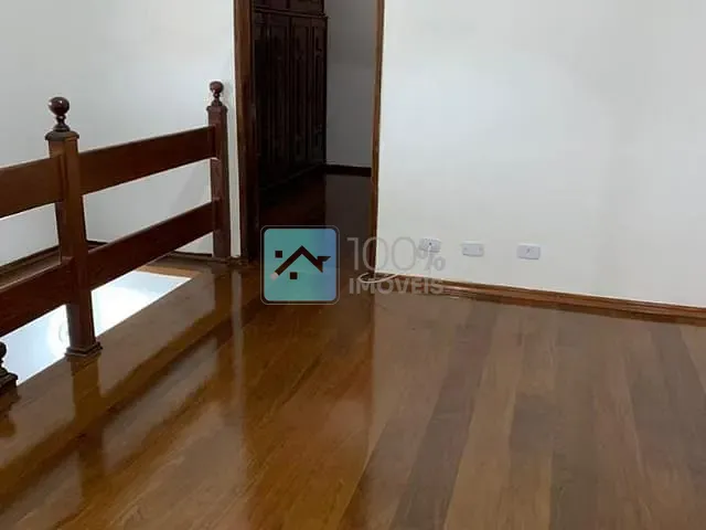 Casa com 300m² 3 quartos e 4 banheiros, à venda, no bairro Parque Industrial em São José dos Campos