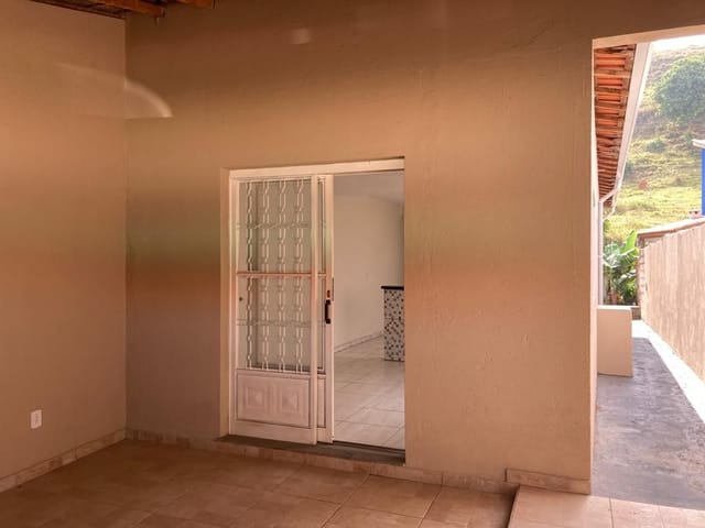 Foto do Casa - Casa com 1 dormitório à venda, 50 m² por R$ 180.000,00 - Jardim Modelo - Guaratinguetá/SP | Imobiliária Domos