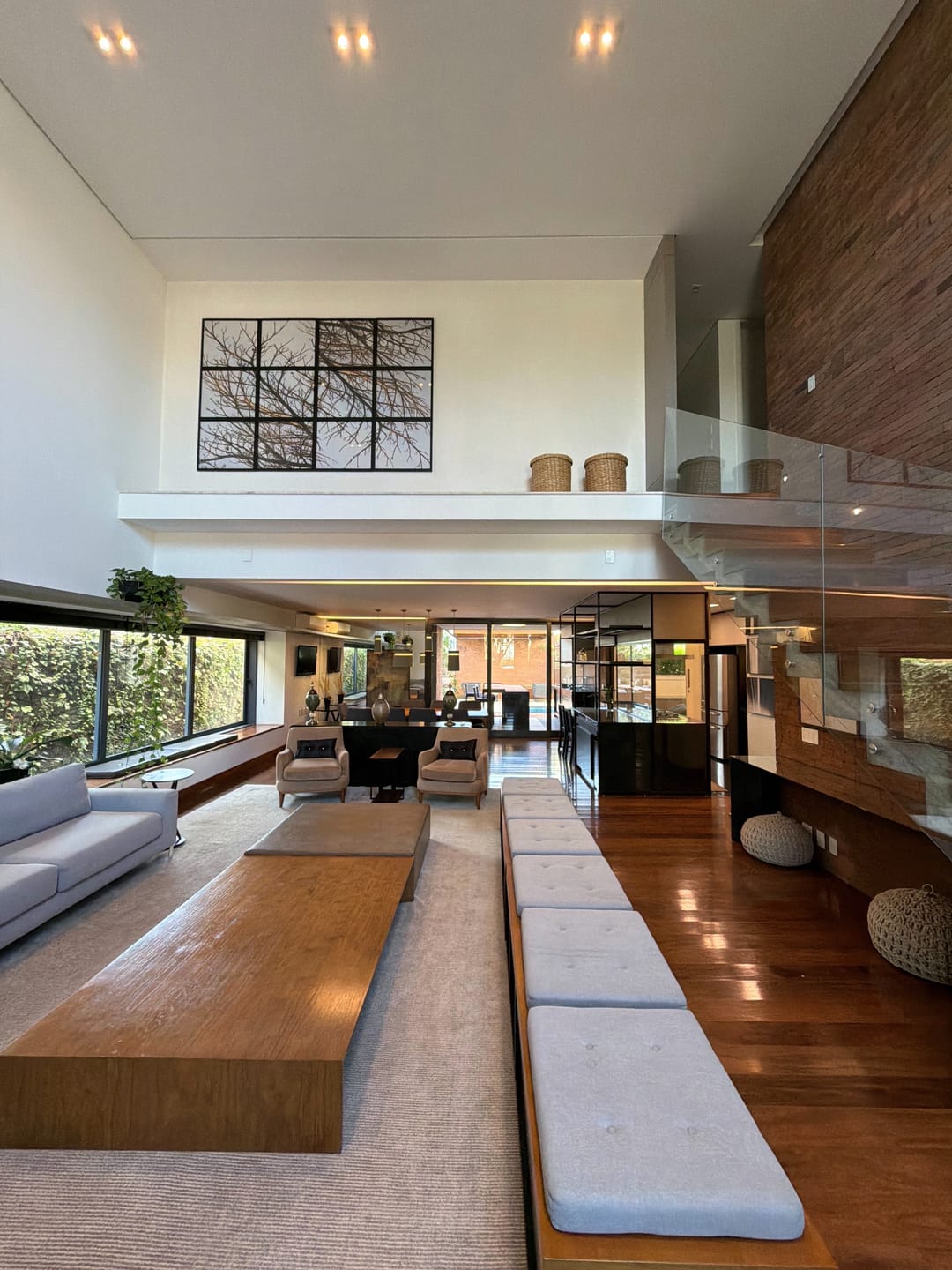 Casa, 3 quartos, 347 m² - Foto 1