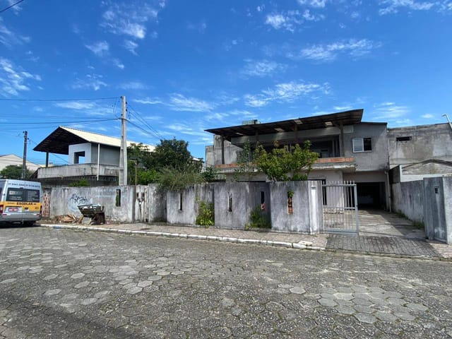 Kitnet com 528m² 8 quartos e 8 banheiros, à venda, no bairro São Vicente em Itajaí