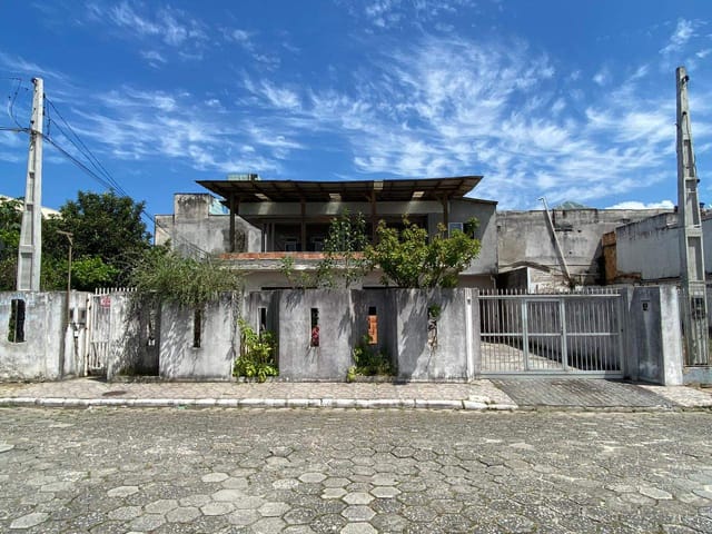Kitnet com 528m² 8 quartos e 8 banheiros, à venda, no bairro São Vicente em Itajaí