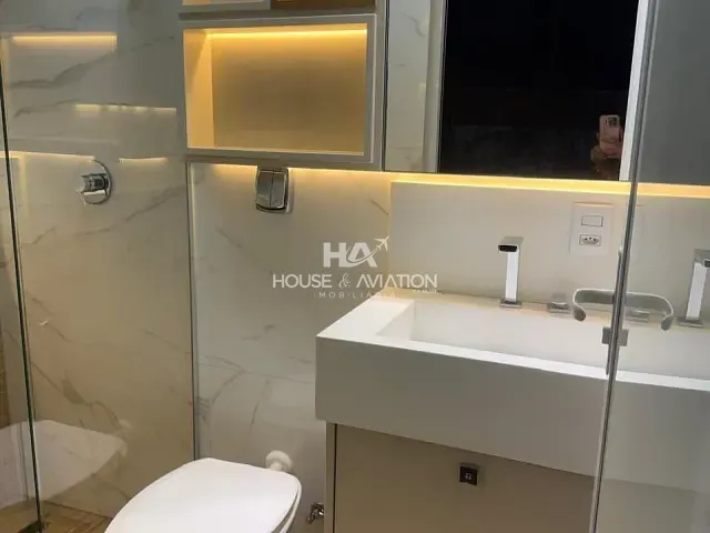 Casa 3 quartos e 3 banheiros, à venda, no bairro Condomínio do Lago 1ª Etapa em Goiânia