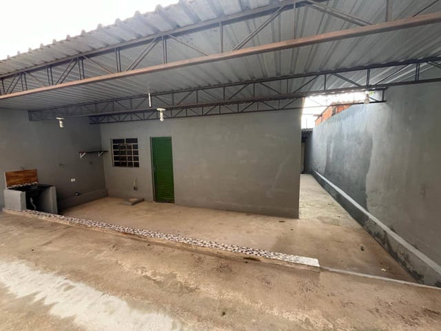 Casa com 180m² 2 quartos e 1 banheiro, para alugar, no bairro Conjunto Habitacional Parque da Floresta em Campinas
