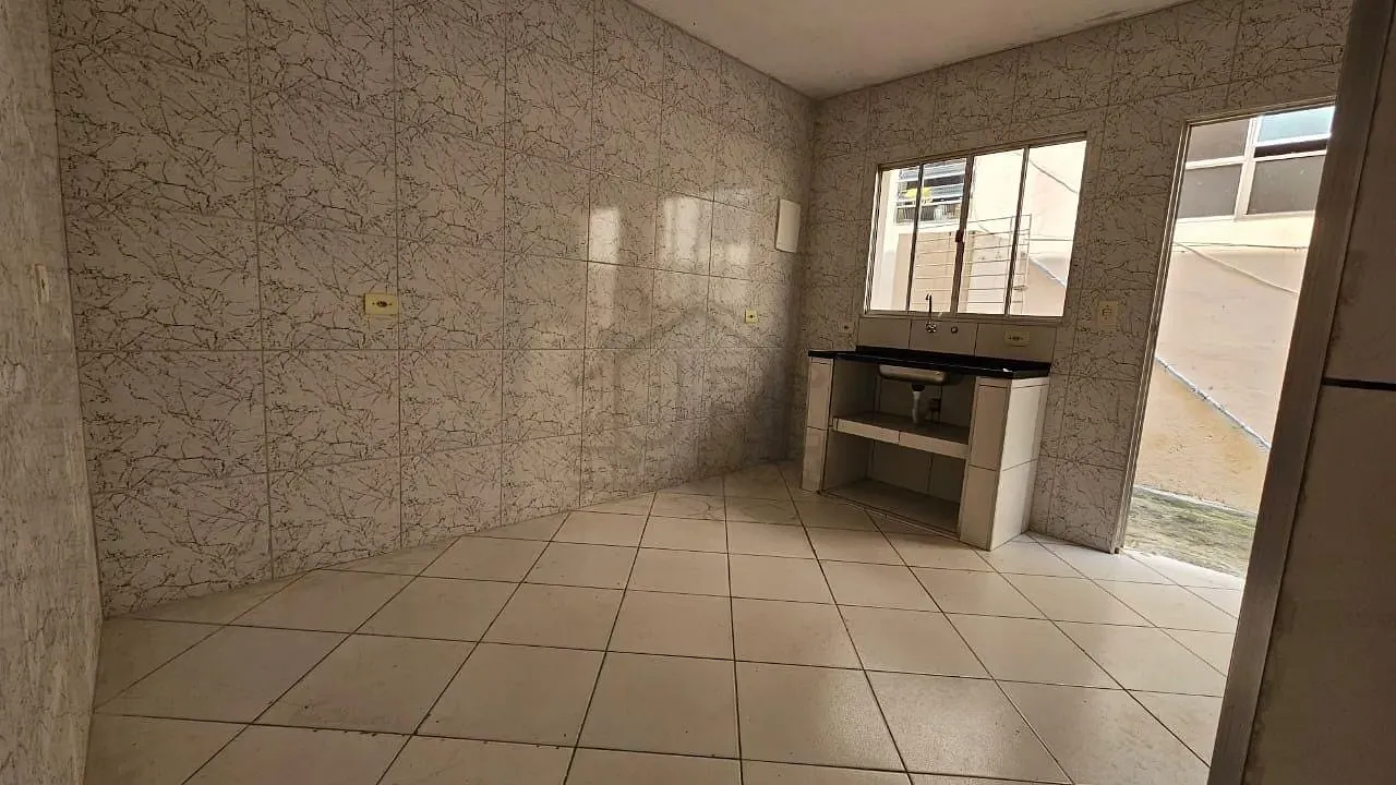 Casa, 1 quarto, 50 m² - Foto 1