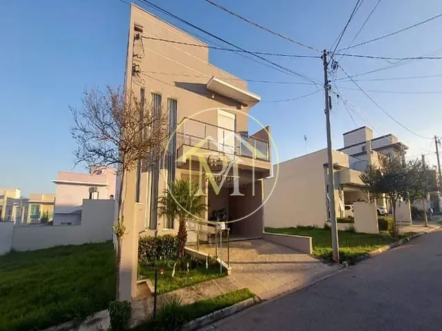 Casa com 250m² 3 quartos e 5 banheiros, à venda, no bairro Jardim Vera Cruz em Sorocaba