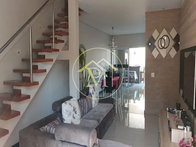 Casa com 250m² 3 quartos e 5 banheiros, à venda, no bairro Jardim Vera Cruz em Sorocaba