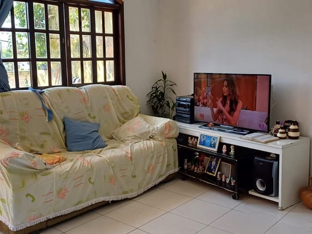 Casa com 338m² 9 quartos e 4 banheiros, à venda, no bairro Vila Do Sol em São Paulo