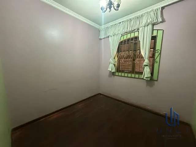 Casa 5 quartos e 3 banheiros, à venda, no bairro Rústico em Volta Redonda