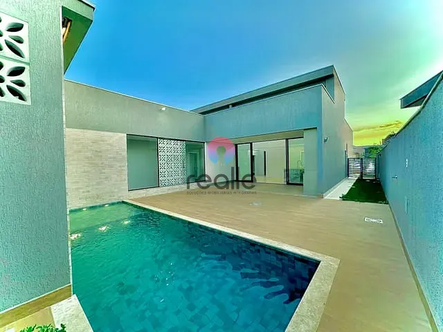 Casa com 550m² 4 quartos e 5 banheiros, à venda, no bairro Alphaville - Lagoa dos Ingleses em Não informado