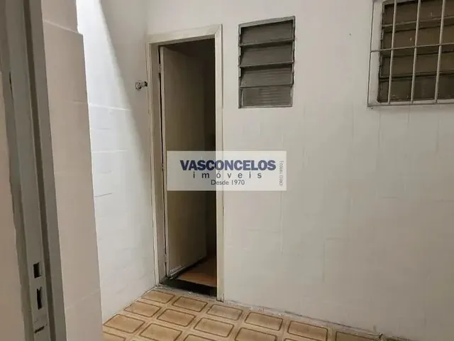 Casa com 100m² 2 quartos e 4 banheiros, à venda ou para alugar, no bairro Centro em São José Dos Campos