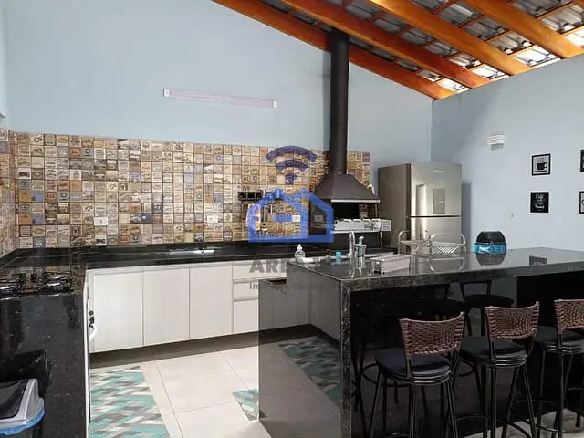 Casa com 132m² 2 quartos e 3 banheiros, à venda, no bairro Indaiá em Caraguatatuba