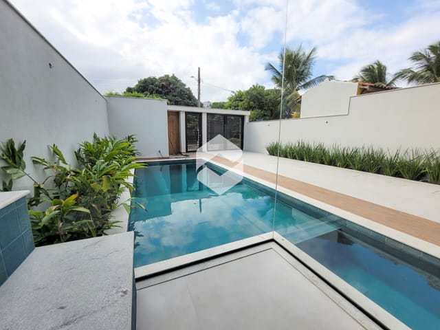 Casa com 315m² 5 quartos e 6 banheiros, à venda, no bairro Barra da Tijuca em Rio de Janeiro