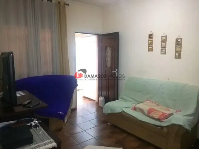 Casa com 104m² 2 quartos e 1 banheiro, à venda, no bairro Olímpico em São Caetano do Sul