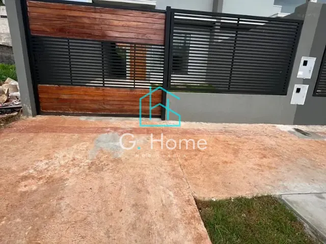 Casa com 95m² 3 quartos e 1 banheiro, à venda, no bairro Columbia em Londrina