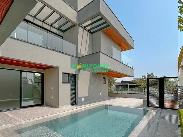 Casa com 461m² 4 quartos e 6 banheiros, à venda, no bairro Condomínio Residencial Alphaville II em São José dos Campos