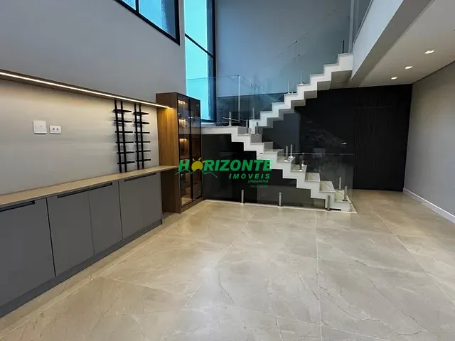 Casa com 461m² 4 quartos e 6 banheiros, à venda, no bairro Condomínio Residencial Alphaville II em São José dos Campos