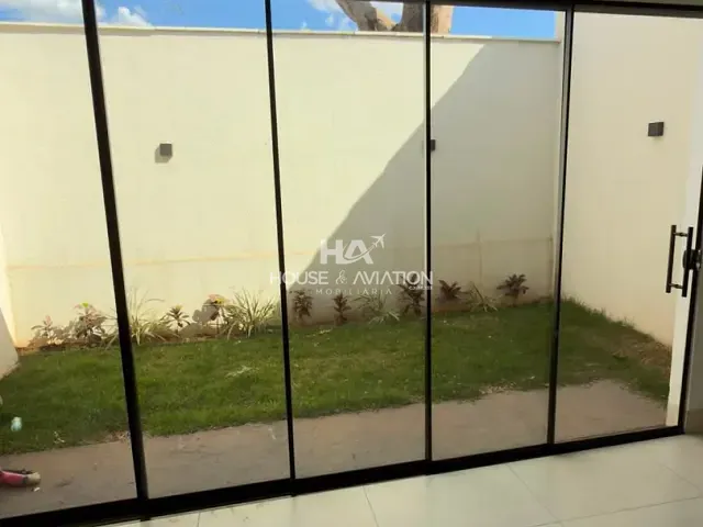 Casa 3 quartos e 2 banheiros, à venda, no bairro Conjunto Vera Cruz em Goiânia