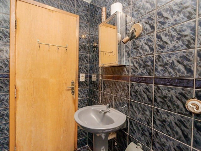 Casa com 570m² 3 quartos e 2 banheiros, à venda, no bairro São Braz em Curitiba