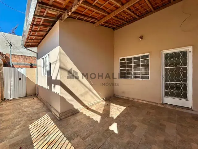 Casa 3 quartos e 2 banheiros, para alugar, no bairro Nossa Senhora da Agonia em Itajubá