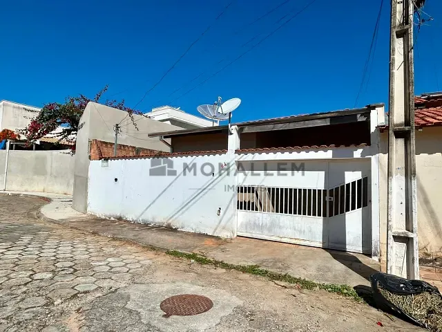 Casa 3 quartos e 2 banheiros, para alugar, no bairro Nossa Senhora da Agonia em Itajubá