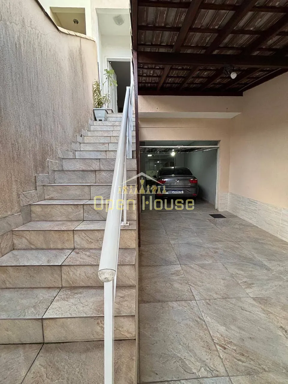 Casa, 3 quartos, 212 m² - Foto 2