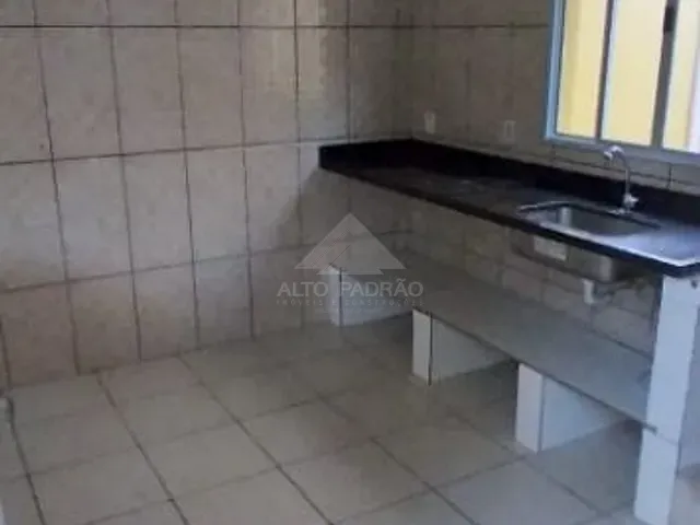 Casa com 100m² 2 quartos e 1 banheiro, para alugar, no bairro Jardim Miranda D Aviz em Mauá