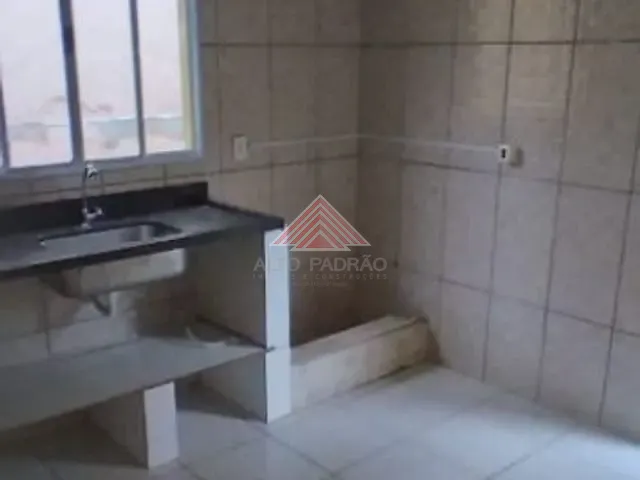 Casa com 100m² 2 quartos e 1 banheiro, para alugar, no bairro Jardim Miranda D Aviz em Mauá