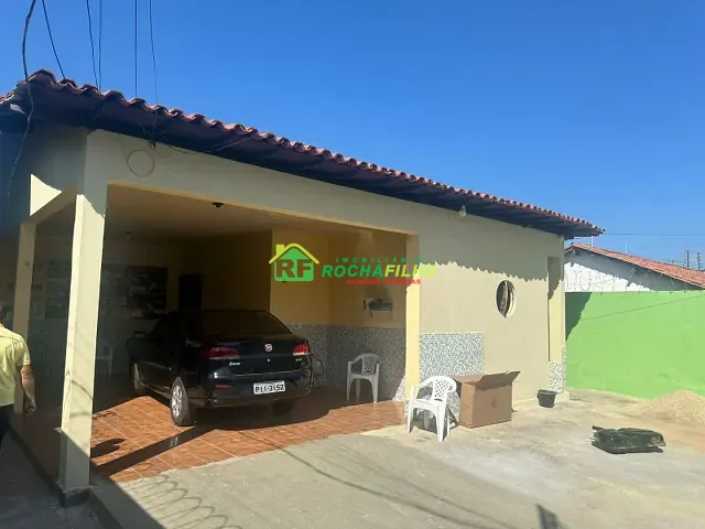 Casa com 480m² 4 quartos e 2 banheiros, à venda, no bairro Centro em Teresina