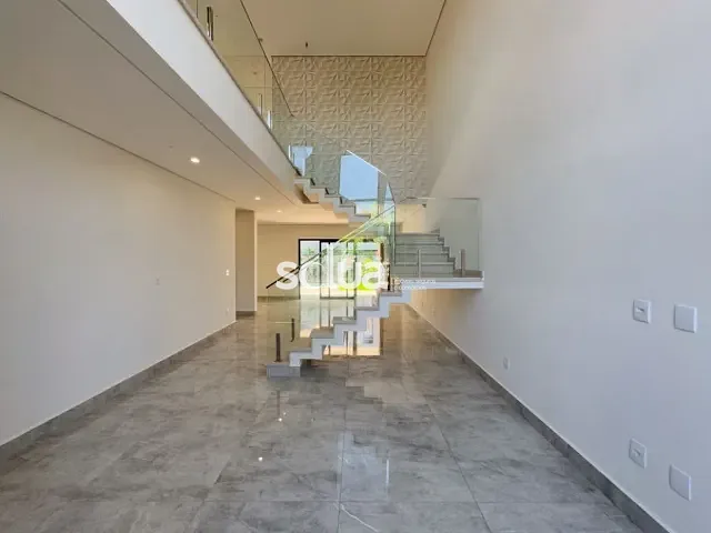 Casa com 250m² 4 quartos e 4 banheiros, à venda, no bairro Parque Olívio Franceschini em Hortolândia