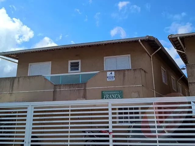 Casa com 74m² 2 quartos e 1 banheiro, à venda, no bairro Esmeralda em Praia Grande