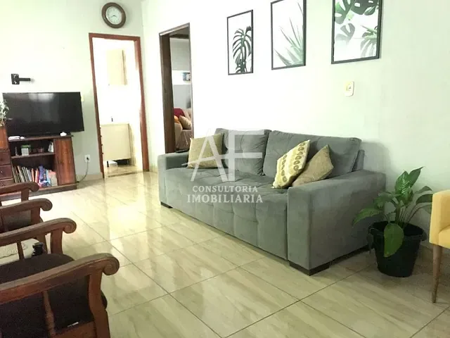 Casa com 250m², à venda, no bairro Bosque dos Eucaliptos em São José dos Campos