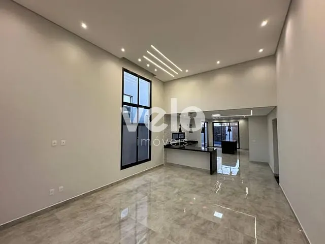 Casa com 300m² 3 quartos e 3 banheiros, à venda, no bairro Piracangaguá em Taubaté