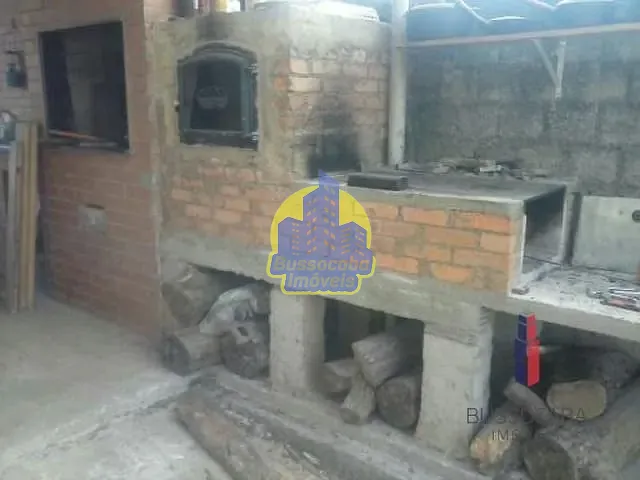 Casa com 390m² 3 quartos e 1 banheiro, à venda, no bairro Cachoeira em Curitiba