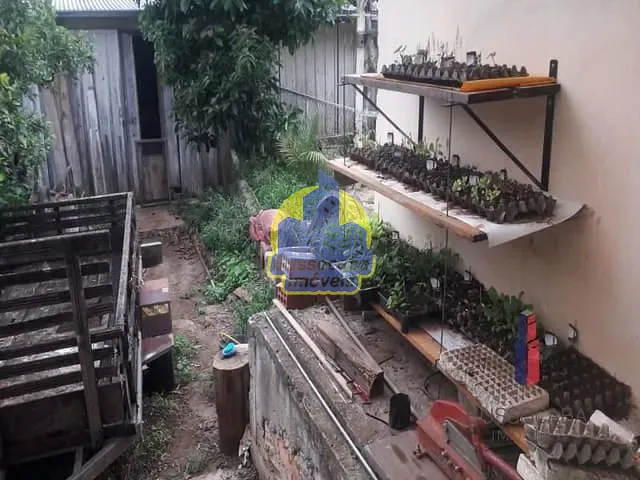 Casa com 390m² 3 quartos e 1 banheiro, à venda, no bairro Cachoeira em Curitiba