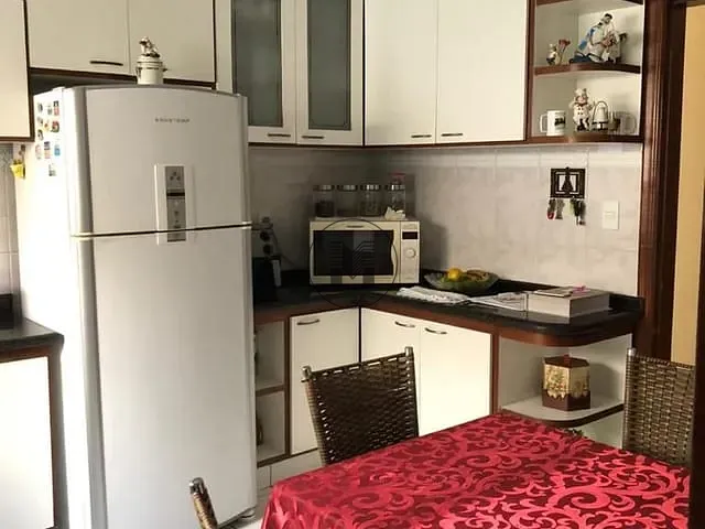 Casa com 250m² 3 quartos e 3 banheiros, à venda, no bairro Parque das Árvores em Guaratinguetá