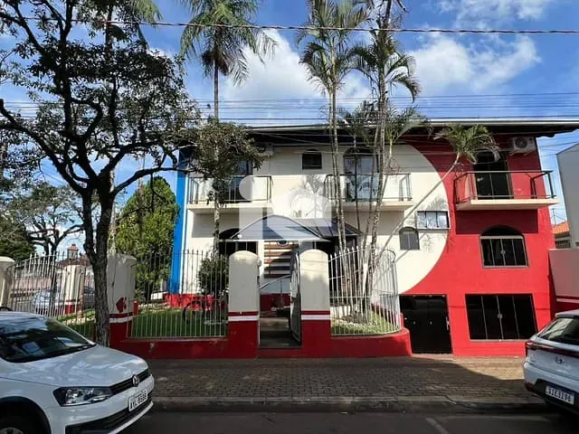 Casa para alugar, no bairro Centro em Rolândia