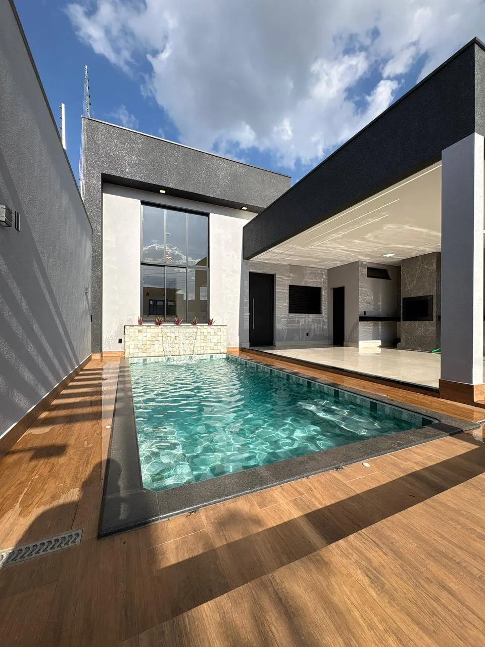 Casa, 3 quartos, 130 m² - Foto 1