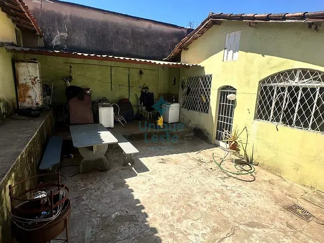 Casa 3 quartos e 1 banheiro, à venda, no bairro Vera Cruz em Belo Horizonte