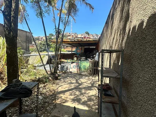 Casa 3 quartos e 1 banheiro, à venda, no bairro Vera Cruz em Belo Horizonte