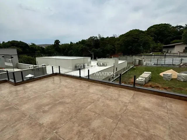 Casa 3 quartos e 4 banheiros, à venda, no bairro Parqville Quaresmeira em Trindade