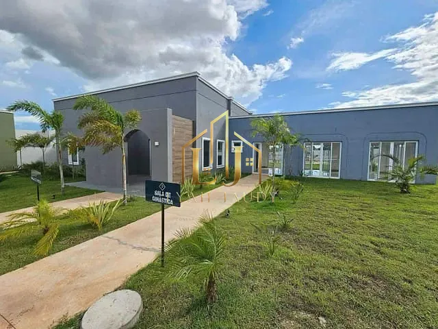Casa com 153m² 3 quartos e 3 banheiros, à venda, no bairro CPA 1 em Cuiabá