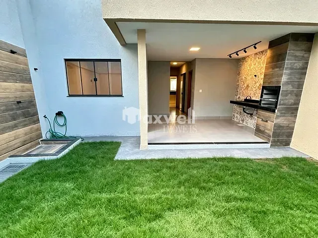 Casa com 210m² 3 quartos e 2 banheiros, à venda, no bairro Cardoso Continuação em Aparecida de Goiânia