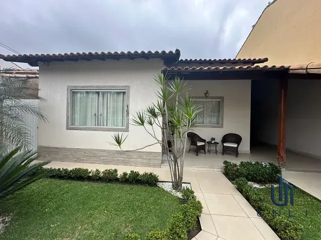 Casa 3 quartos e 3 banheiros, à venda, no bairro Jardim Amália em Volta Redonda