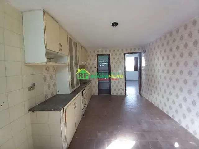 Casa com 480m² 3 quartos e 1 banheiro, à venda, no bairro Ininga em Teresina