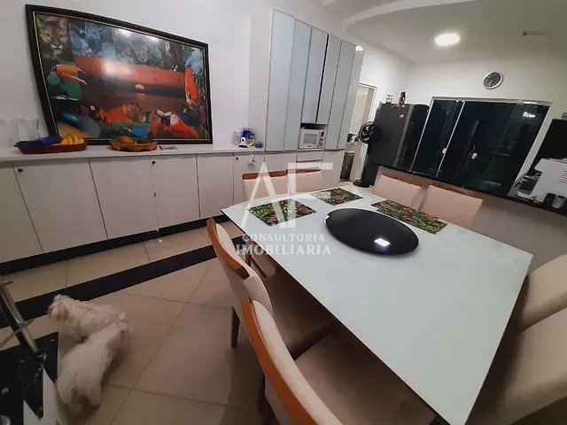 Casa com 250m² 3 quartos e 3 banheiros, à venda, no bairro Campos do Conde II Louvre em Tremembé