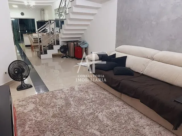 Casa com 250m² 3 quartos e 3 banheiros, à venda, no bairro Campos do Conde II Louvre em Tremembé