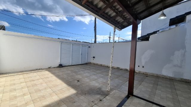 Casa com 210m² 2 quartos e 3 banheiros, à venda, no bairro Jardim Atlântico Leste (Itaipuaçu) em Maricá
